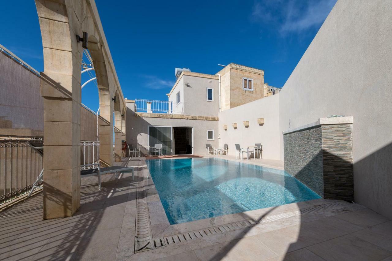 Zeppi'S Luxury Holiday Farmhouse With Private Pool Għarb Zewnętrze zdjęcie